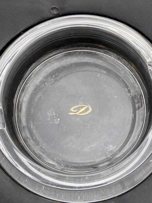 Cinzeiro ST Dupont em Couro Preto