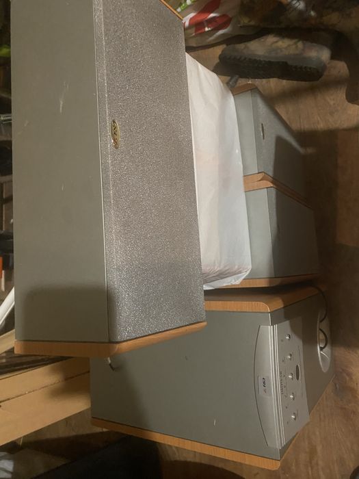 Домашній кінотеатр сабвуфер