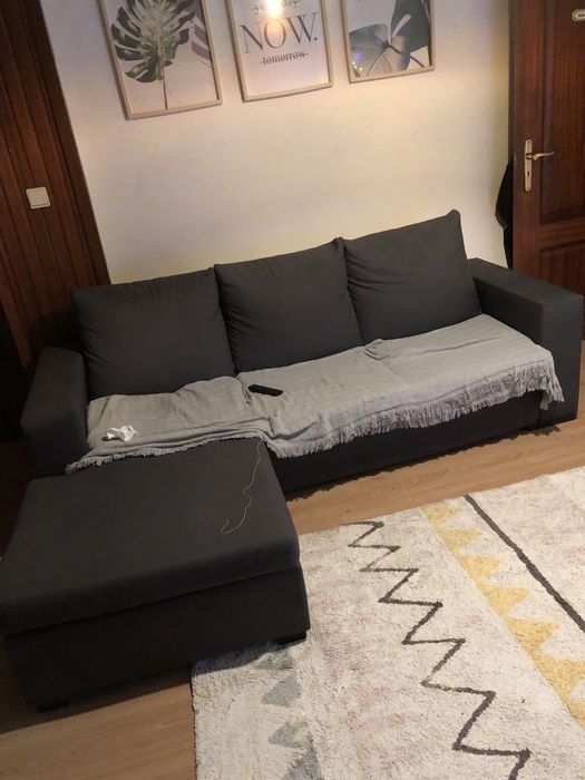 Sofá com marcas de uso