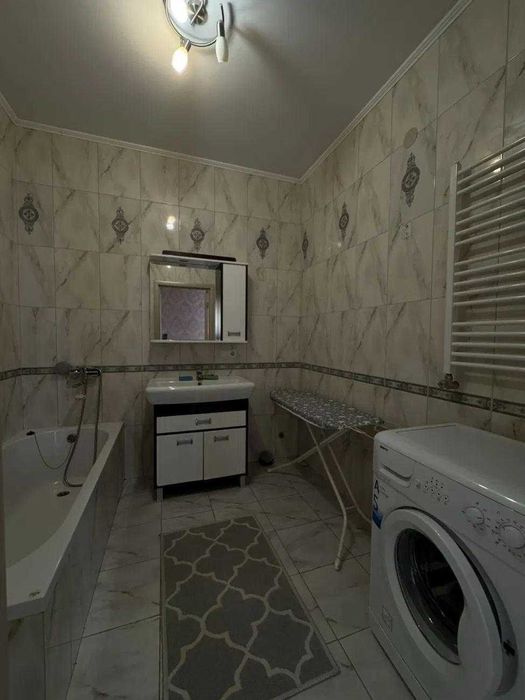 2к з великою кухнею