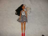 Barbie Color Reveal Doll (Ref. GMT49) de 2020
