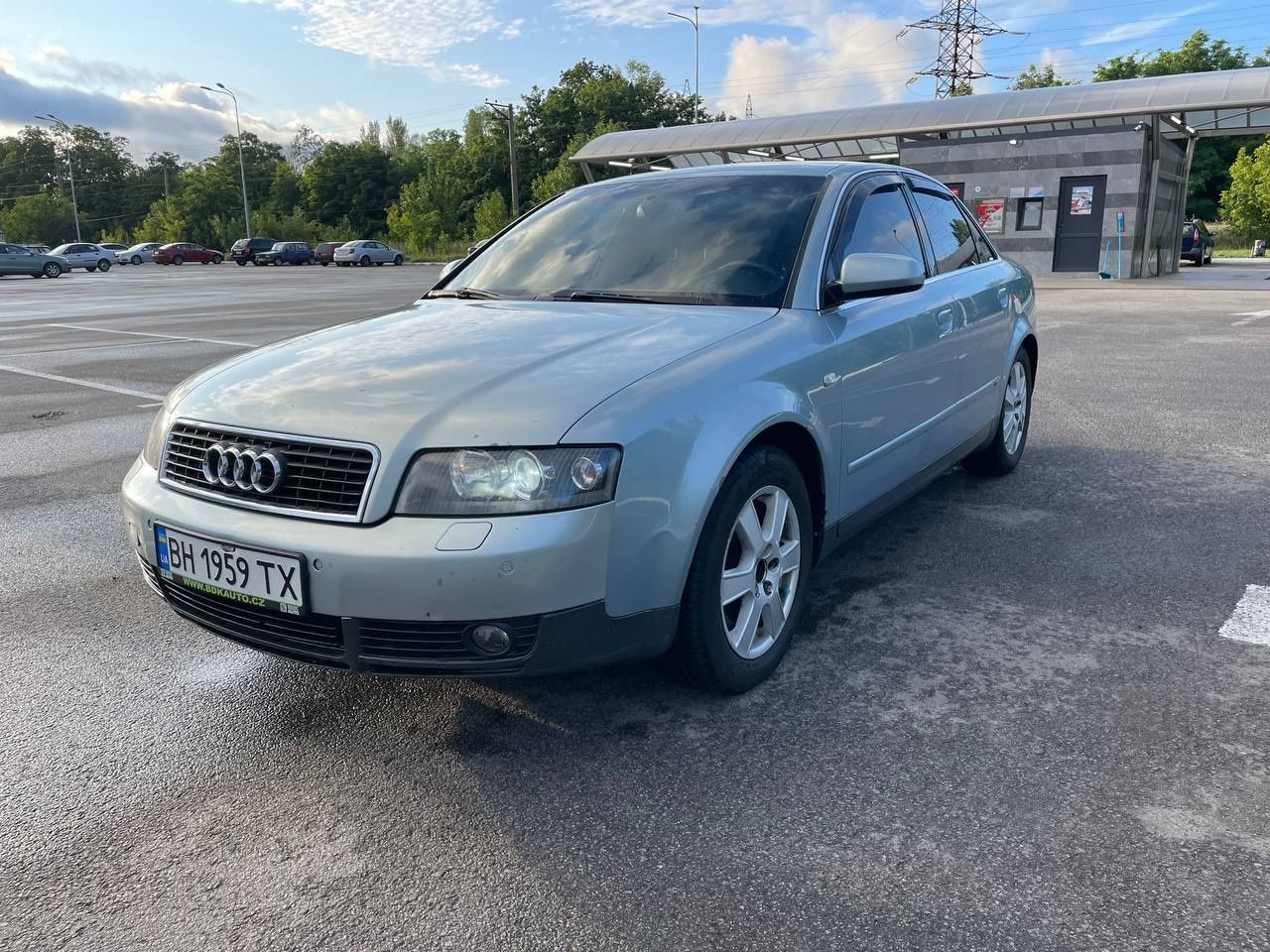 Ауди А4 v6 2.4 S line
