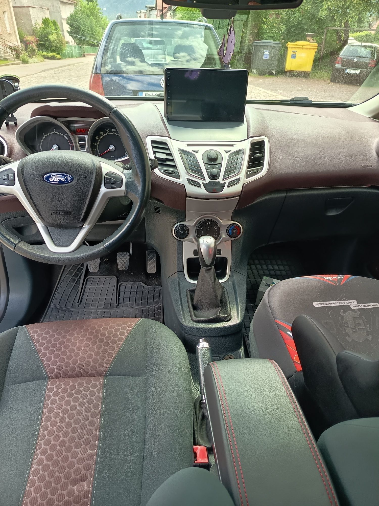 Ford Fiesta MK7 1.6 diesel 120 koni doinwestowan zamienię na mocniejsz