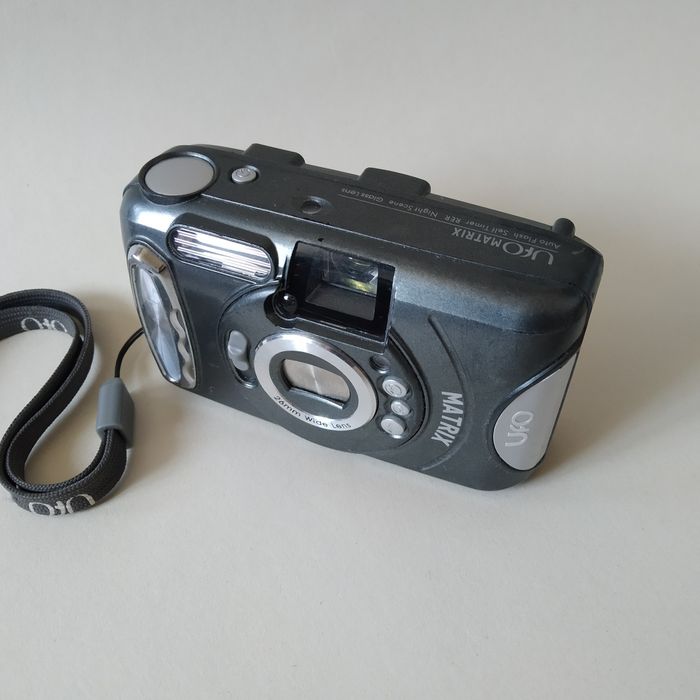 Плёночный фотоаппарат UFO Matrix