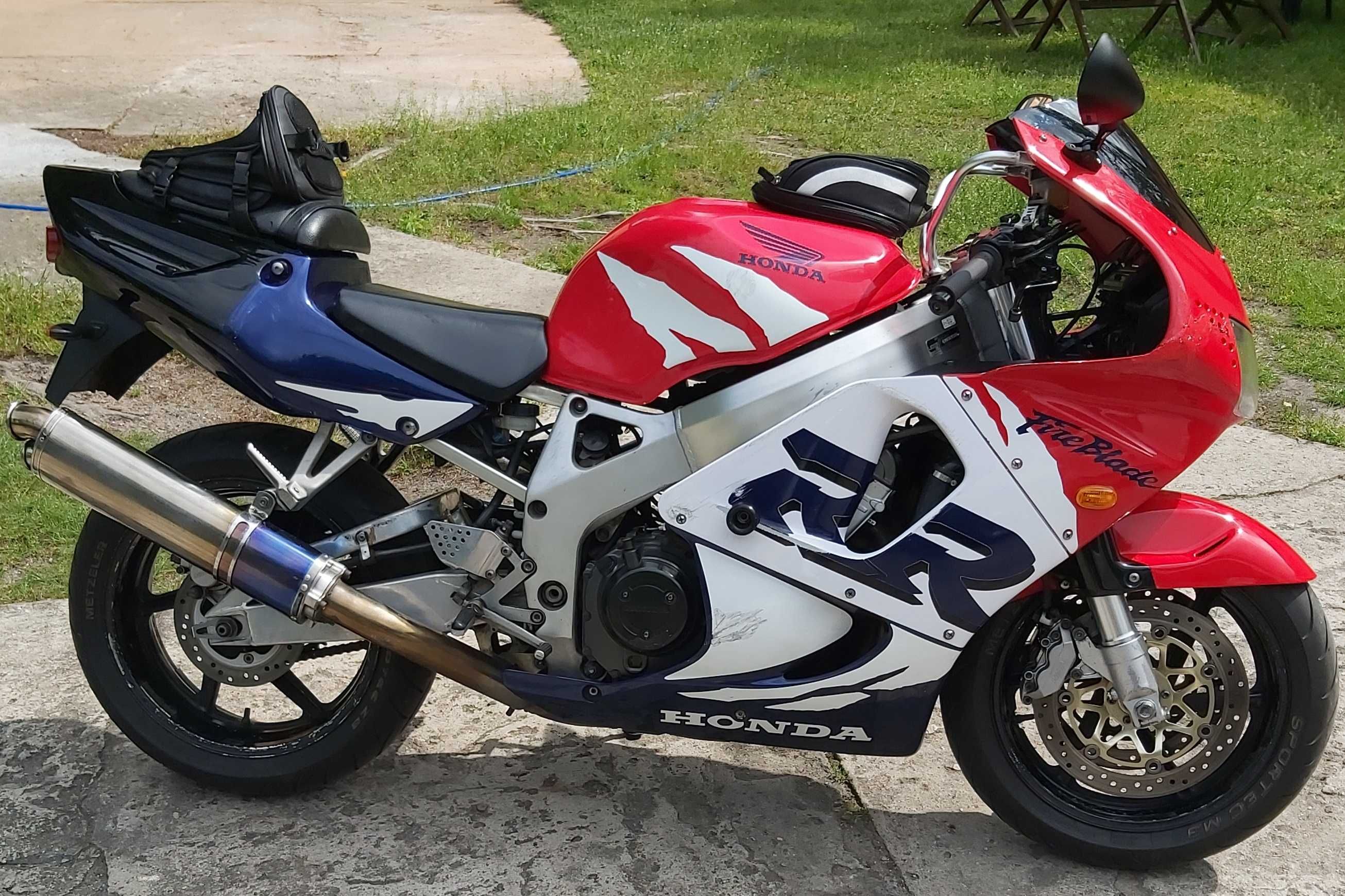 Honda CBr 900RR sc33 Klasyk