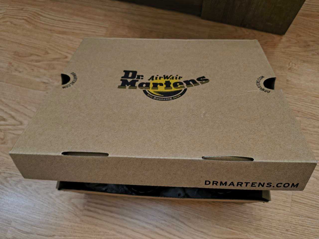 Sandały Dr Martens Olson Charcoal Grey Czarne Skóra Naturalna Zamsz 39
