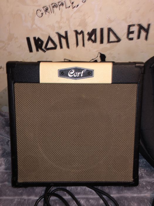 Срочно одним лотом Cort x100 + cort cm15r !!!