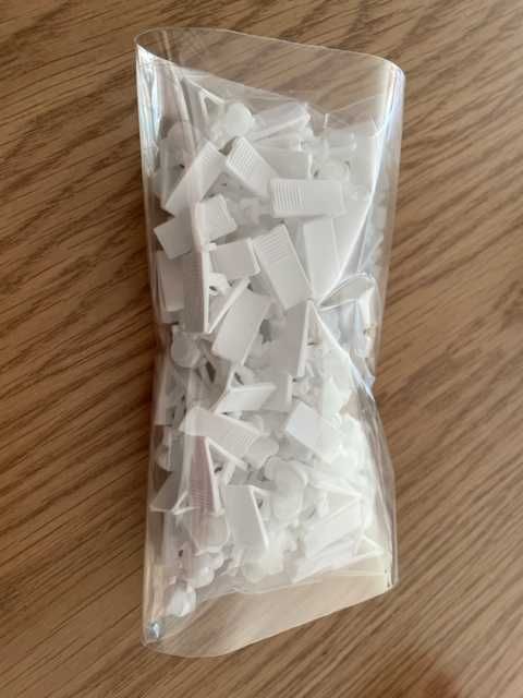 żabki do firan z rolką do szyny sufitowej plastikowej -40 szt.