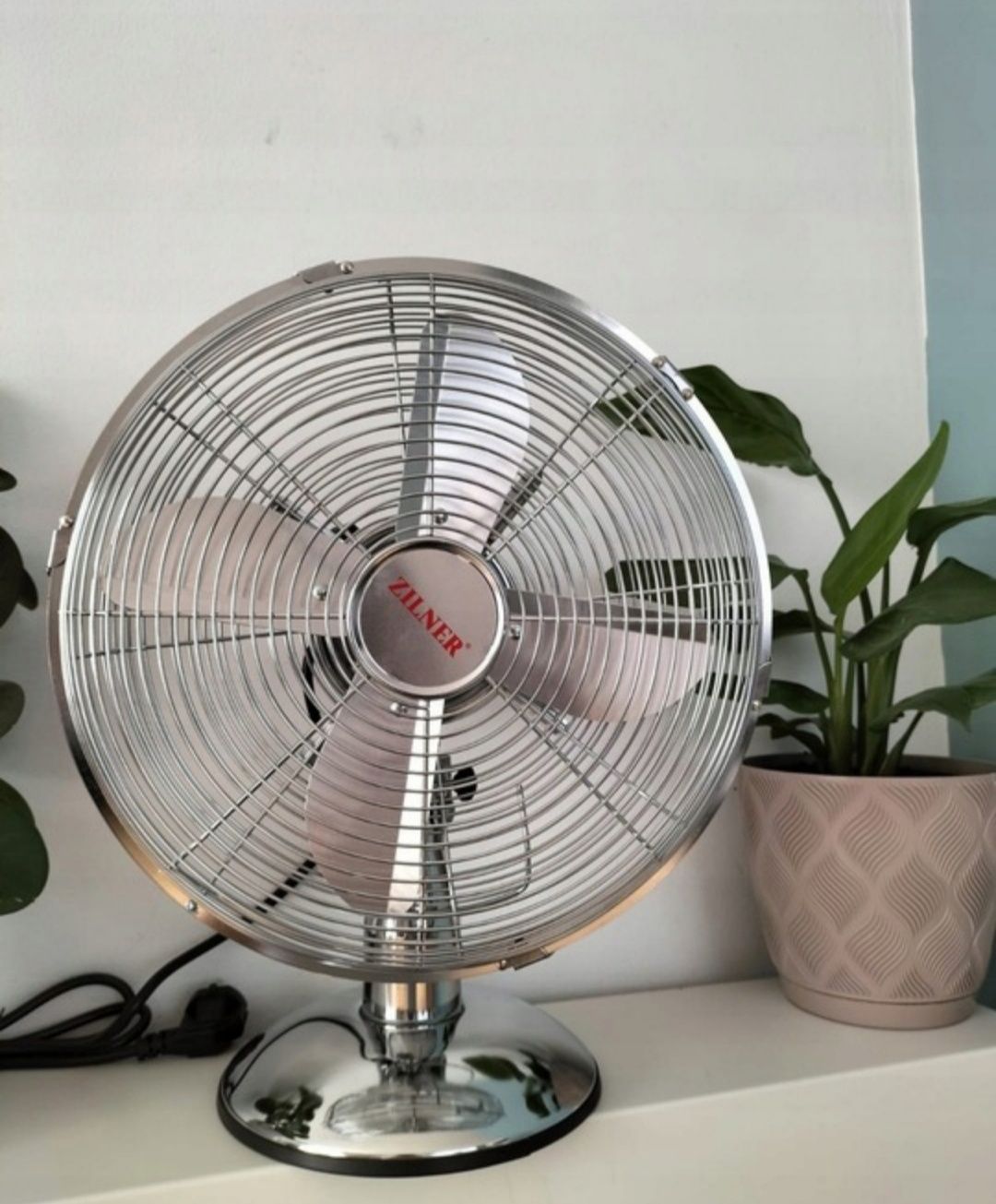 Wentylator wiatrak podłogowy 50W 40 cm metalowy cyrkulator regulowany