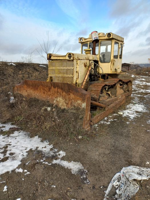 Продам бульдозер Т-170