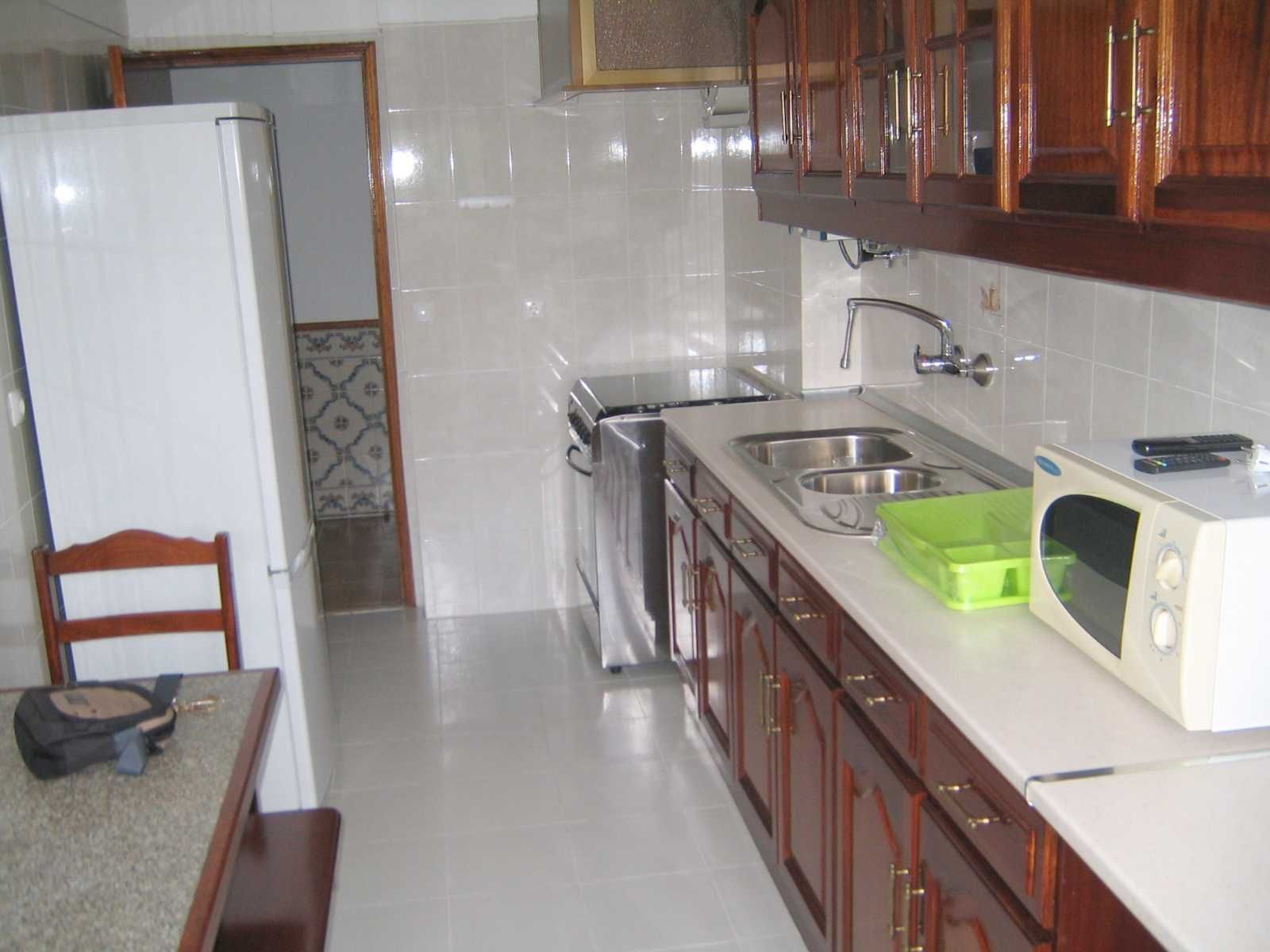 Quarto com despesas incluidas-Perto do Tagus Park