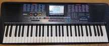 Keyboard muzyczny Yamaha PSR-220 (uszkodzony)