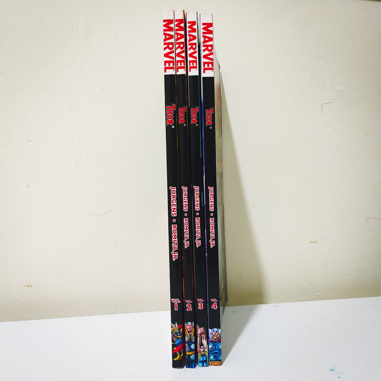 Thor by Jurgens/Romita (completo)