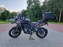 Benelli TRK 502X, wyświetlacz TFT, wideorejestrator przód-tył
