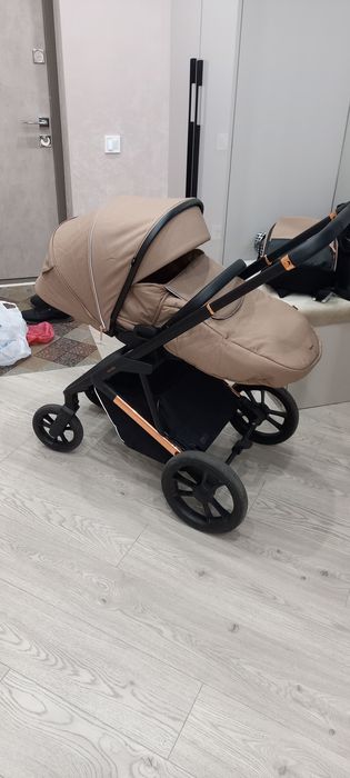 Коляска універсальна CARRELLO Sigma