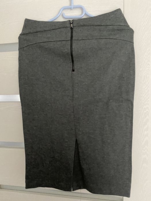 Olowkowa spodnica Reserved 38