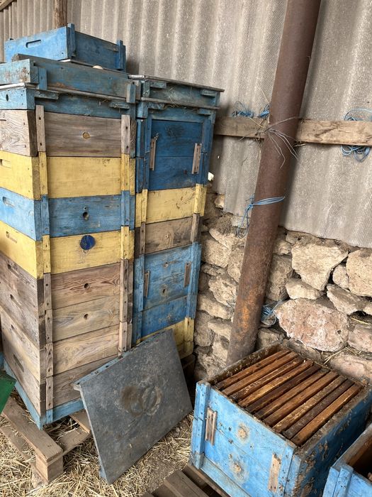Продаю рогатые улья на 10 рамок 2 корпуса