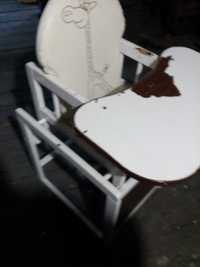Krzesełko do karmienia (do odmalowania)