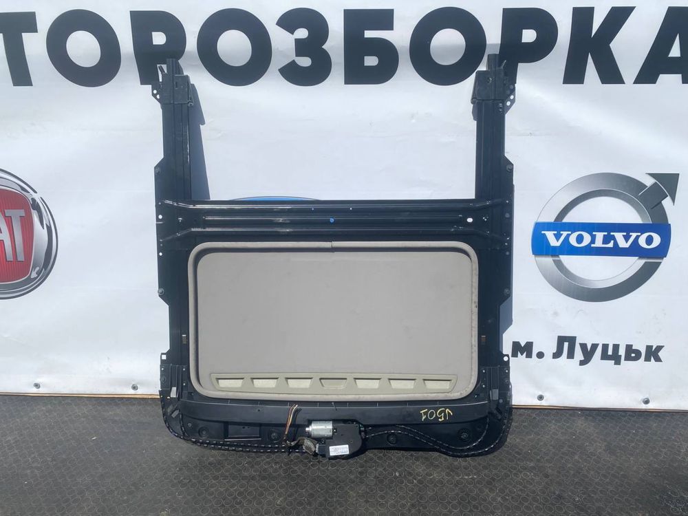 Люк Volvo V50 S40 Криша Вольво В50 С40 Розборка