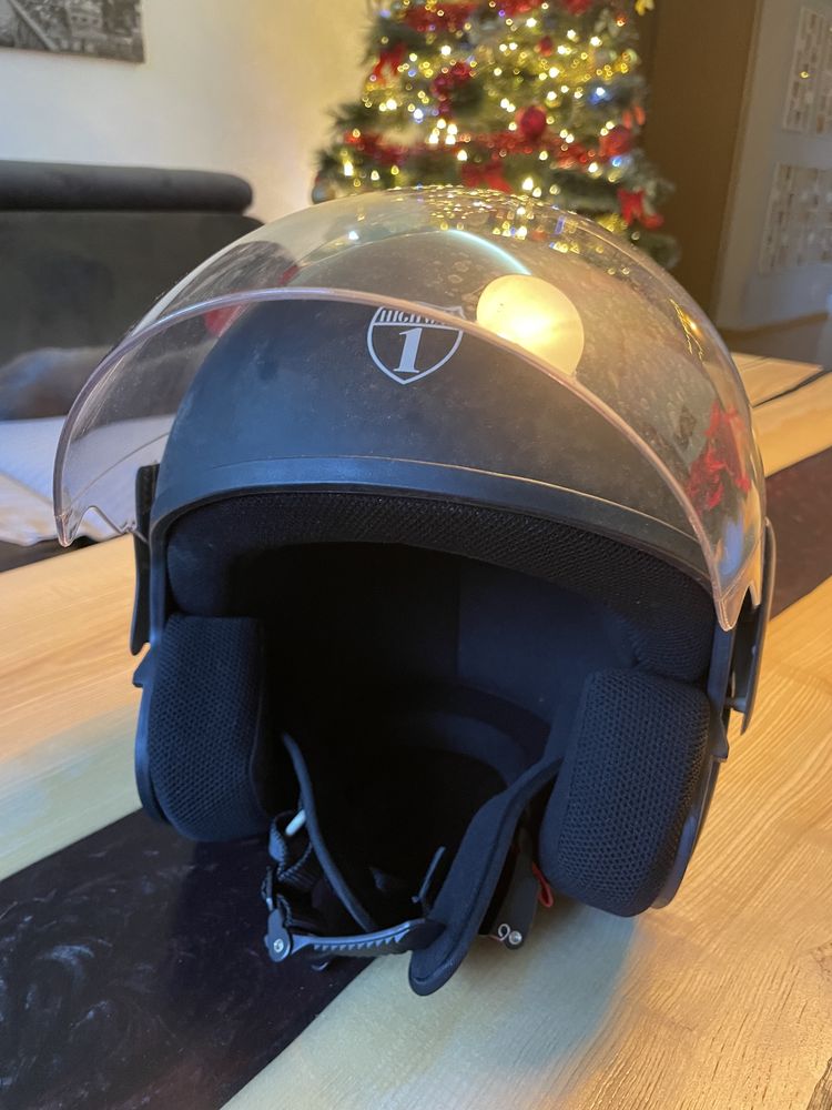 Kask na skuter lub motor