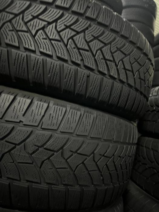 Автошини зимові DUNLOP 215/60/17 (2шт) Резина,Колеса,Гума,Скати,Шини