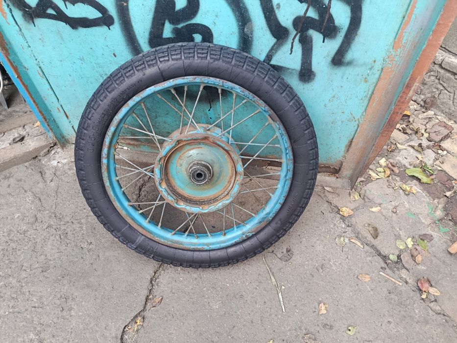 Продаю 2 колеса Иж Юпитер 3