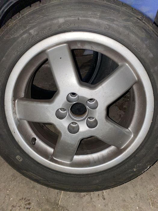 Продам один титан оригинал фольцваген гольф4