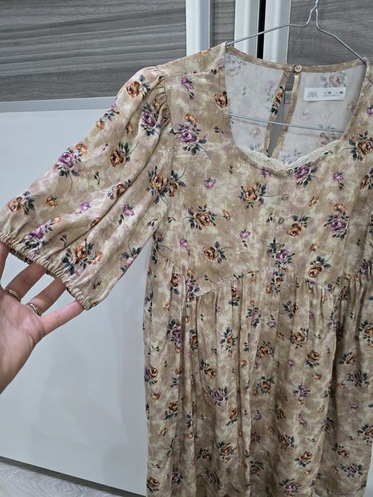 Sukienka letnia 140 ZARA NOWA bez metki