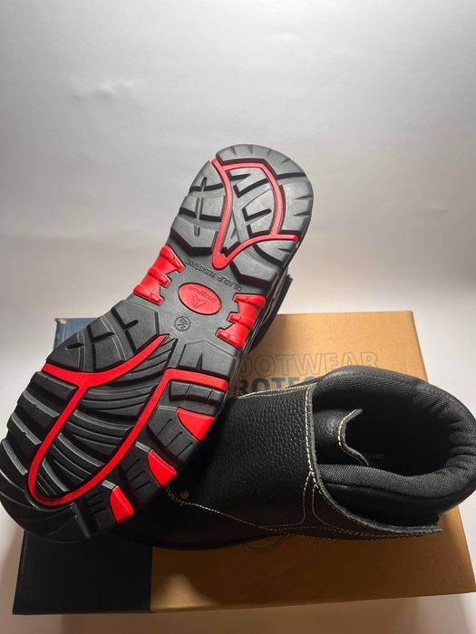 Захисні черевики Delta Plus Cobra 4 S3 SRC