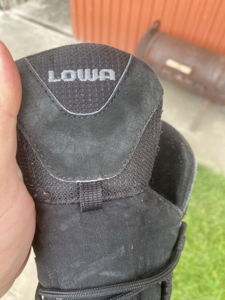 Берці Lowa гортекс 42р