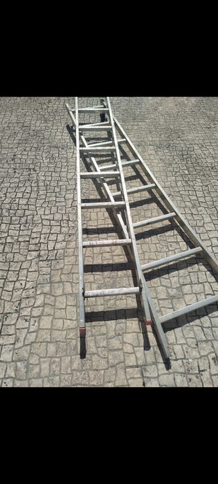 Escadote de alumínio