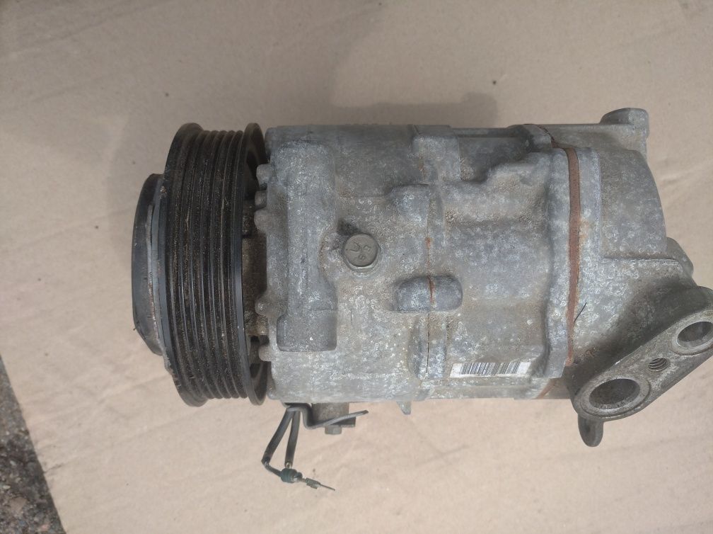 Компрессор кондиционера Jeep Cherokee KL USA