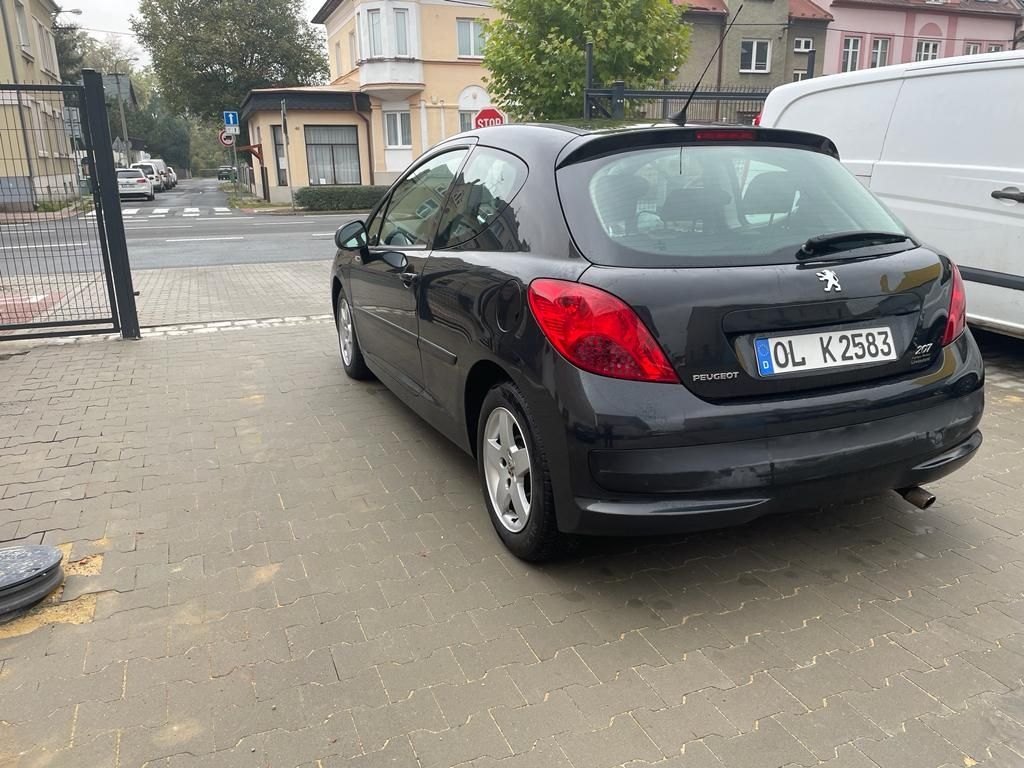 Peugeot 207 1.4 świeżo sprowadzony z  Niemiec