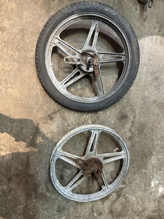 Jantes para mobilete r16