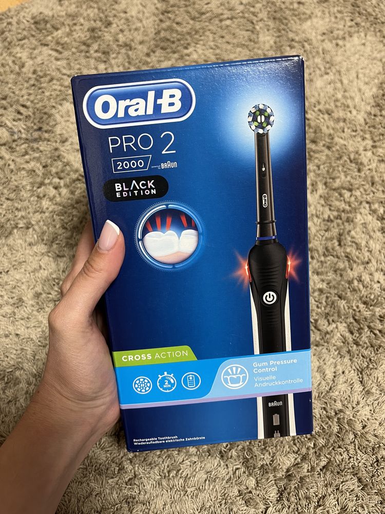 Ціну знижено! електрична щітка Oral b braun pro 2 / smart 4 / іригатор