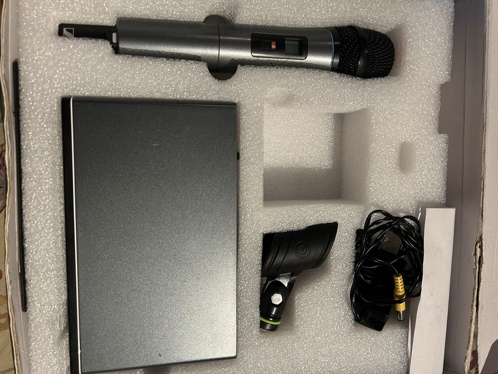 Microfone sem fios SENNHEISER