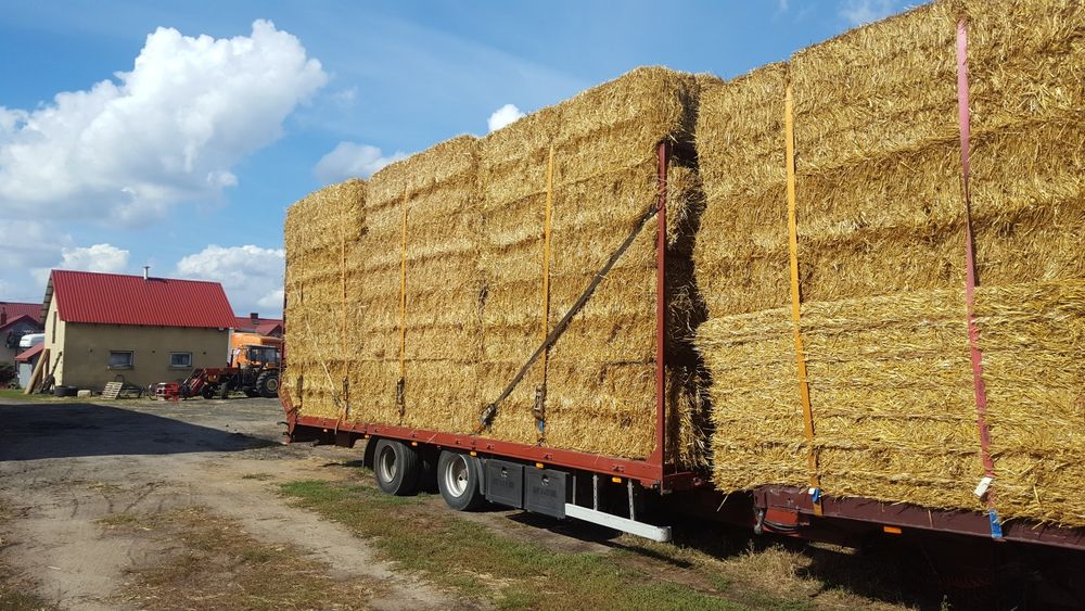 Słoma pszenna jęczmienna w dużych kostkach Kulka # transport