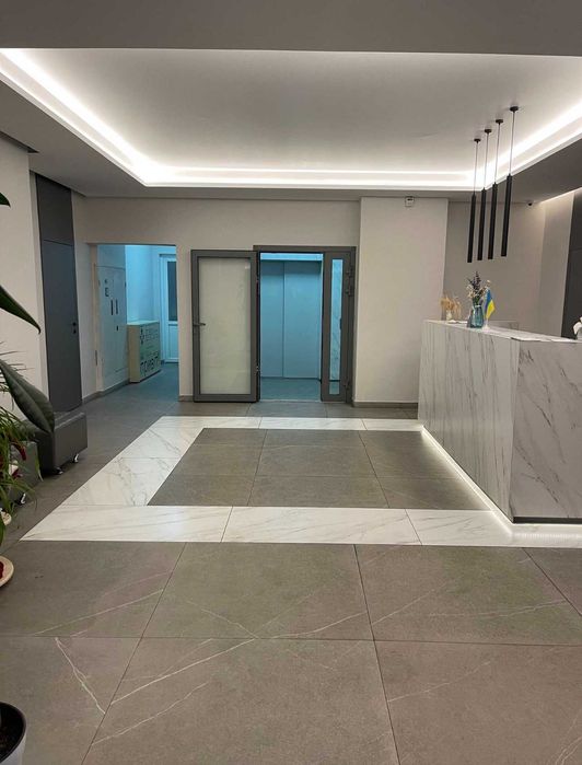 Оренда офісу 140 м2 своя парковка Печерськ Олімпійська Ділова ВЛАСНИК