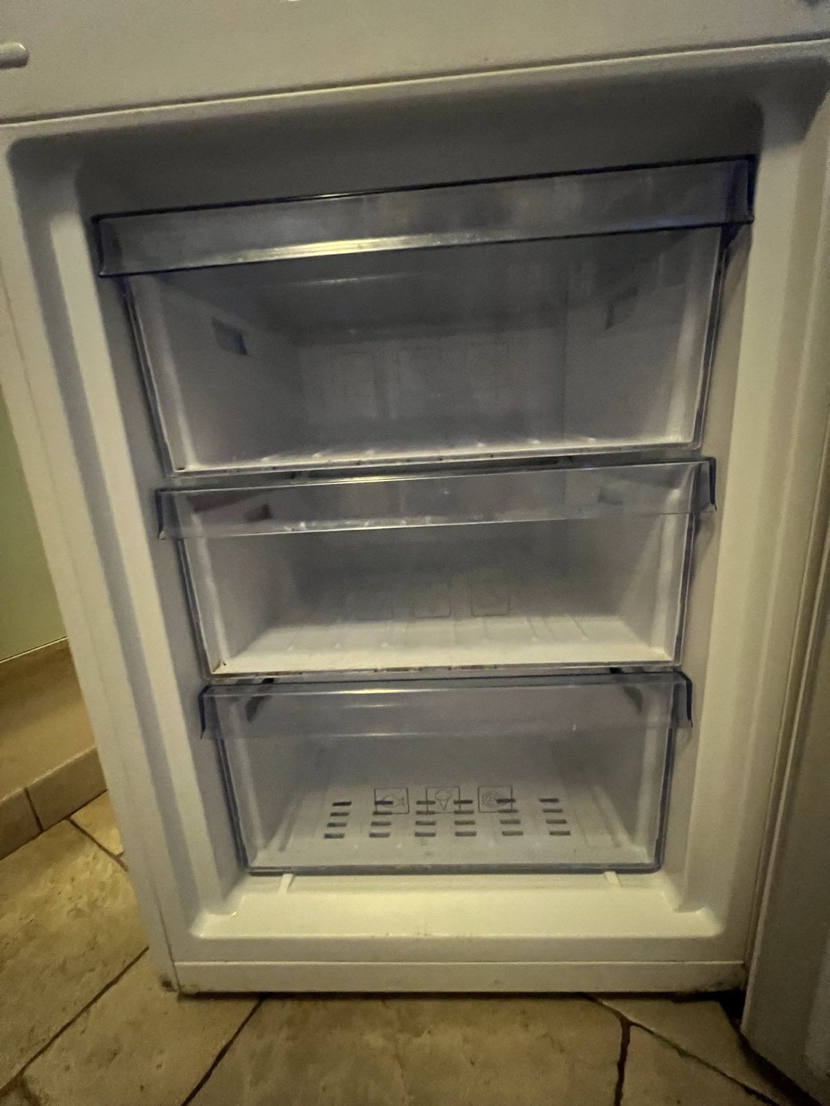 Lodówka Beko A++ w bardzo dobrym stanie
