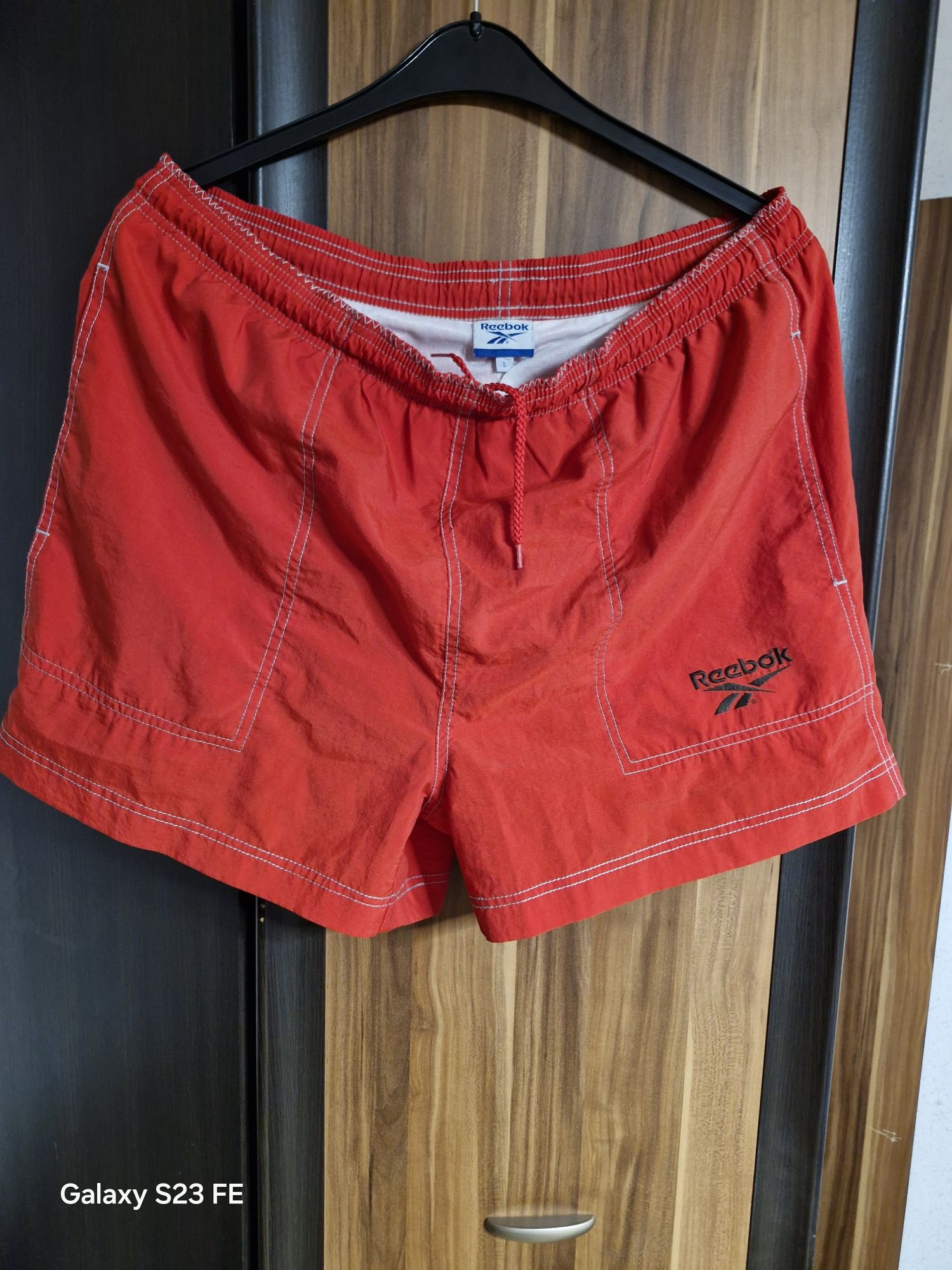 Spodenki krotkie męskie Reebok rozmiar L stan idealny