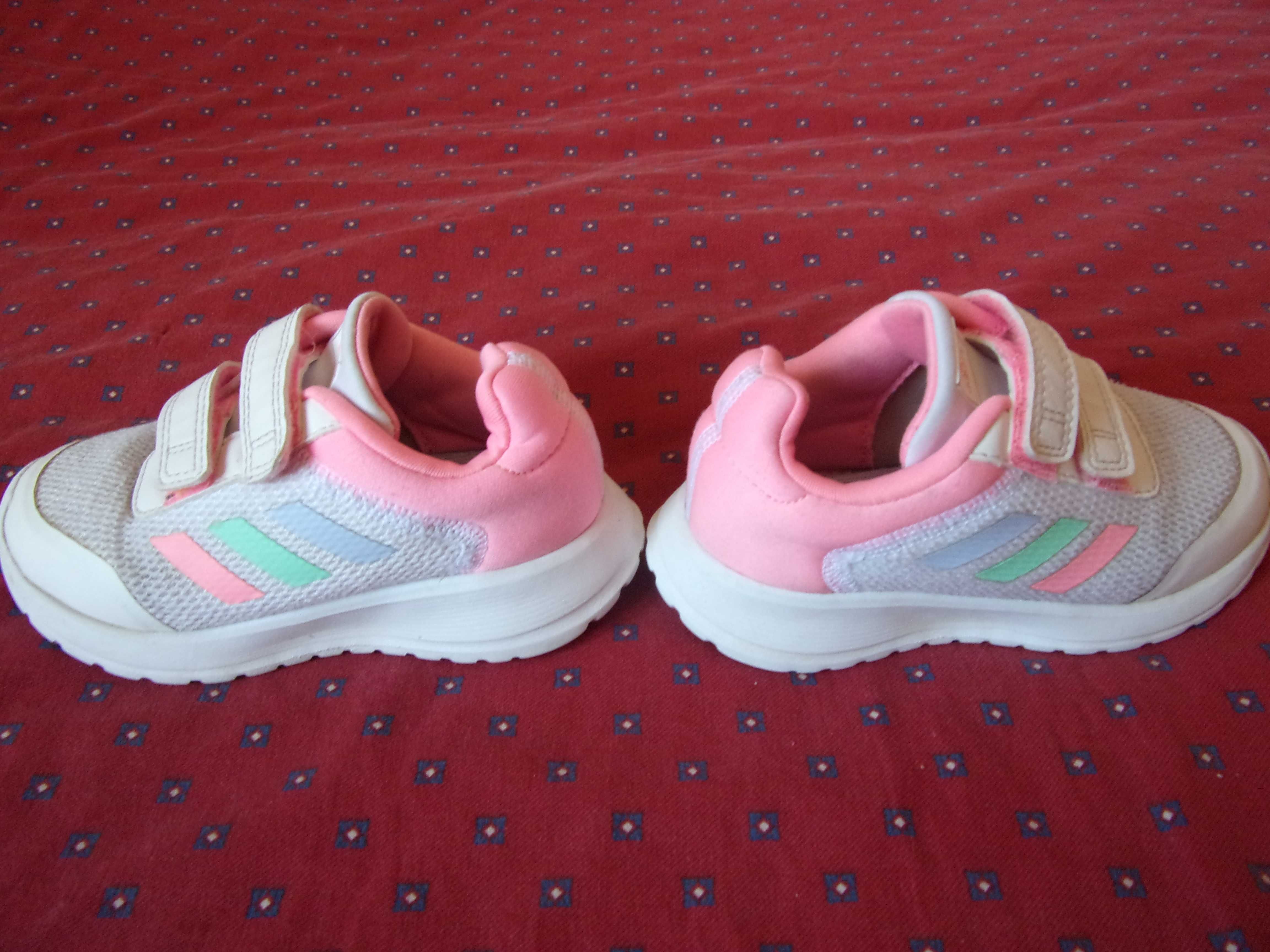 Lekkie buty sportowe dziewczynka 24 Adidas