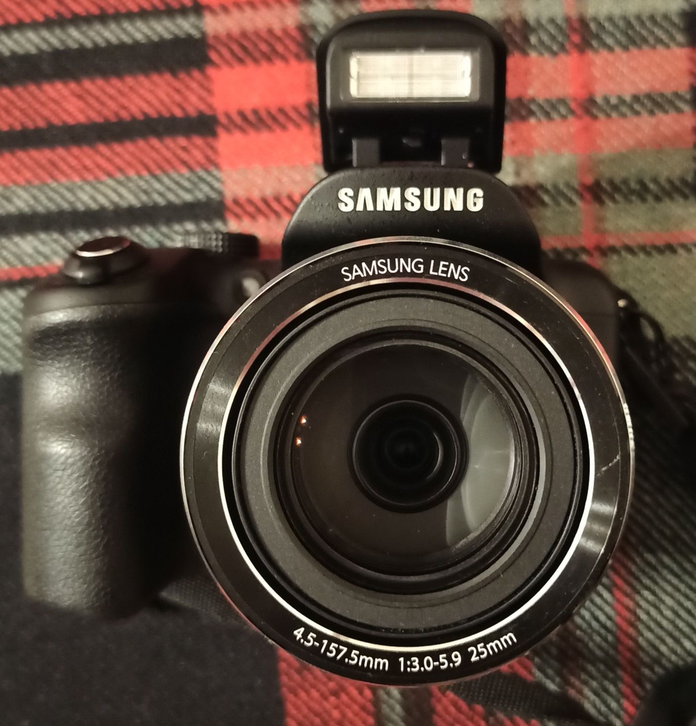 Фотоапарат Samsung WB1100F