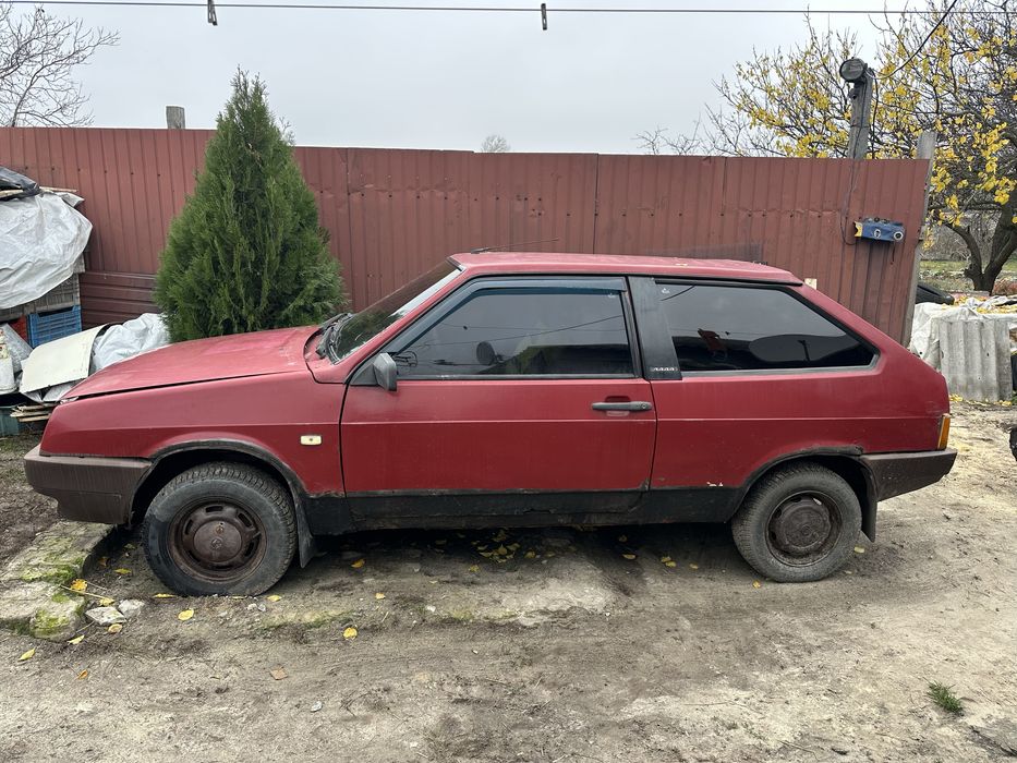 Ваз 2108,машина на ходу, технически исправна