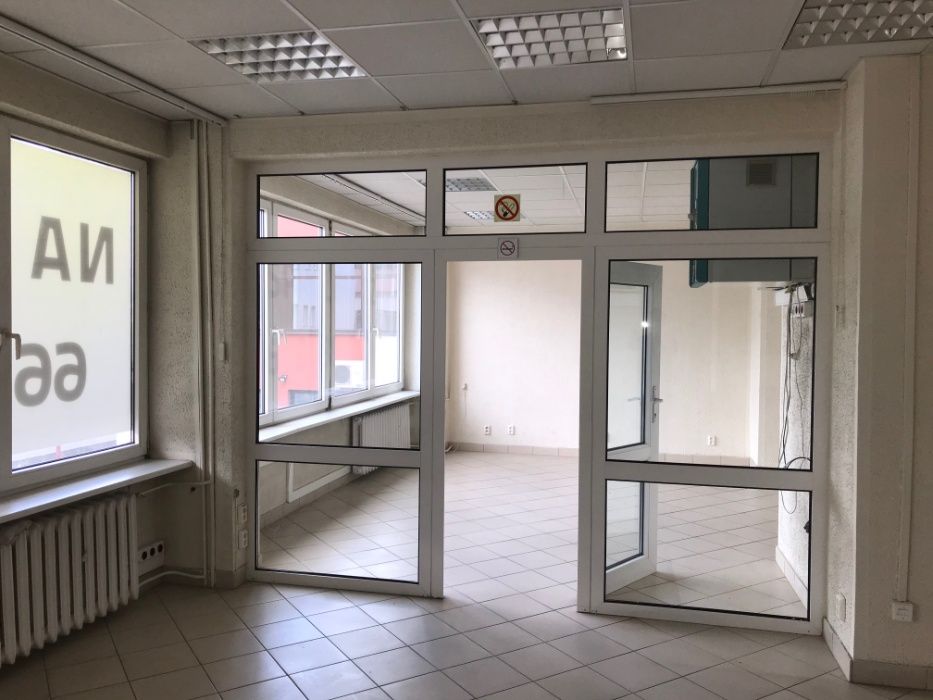 Lokal do wynajęcia 61m2 Pionki Centrum Plac Konstytucji 3 maja 3