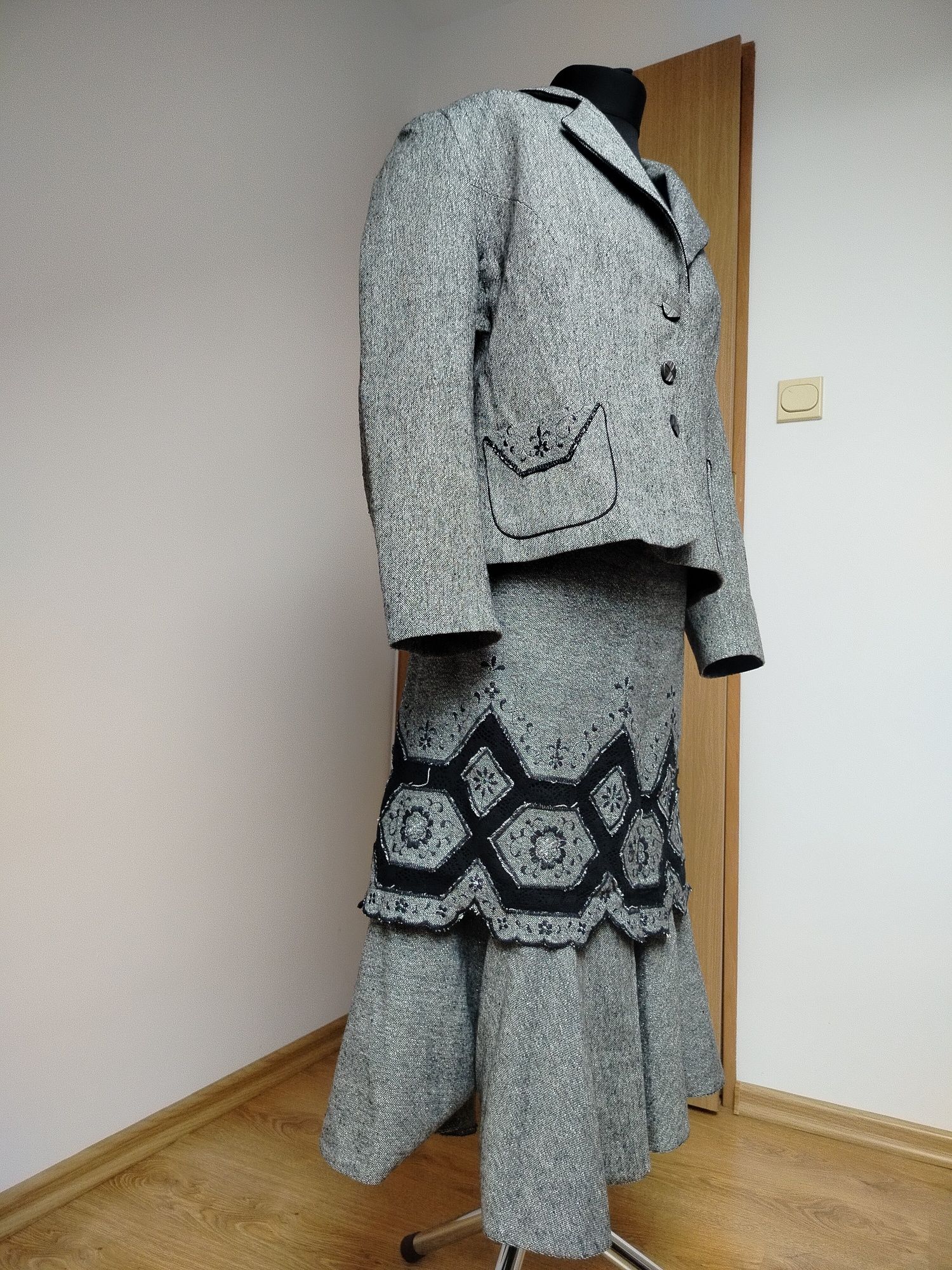 Garsonka damska garnitur rozmiar 42/44 plus size dziergana maxi