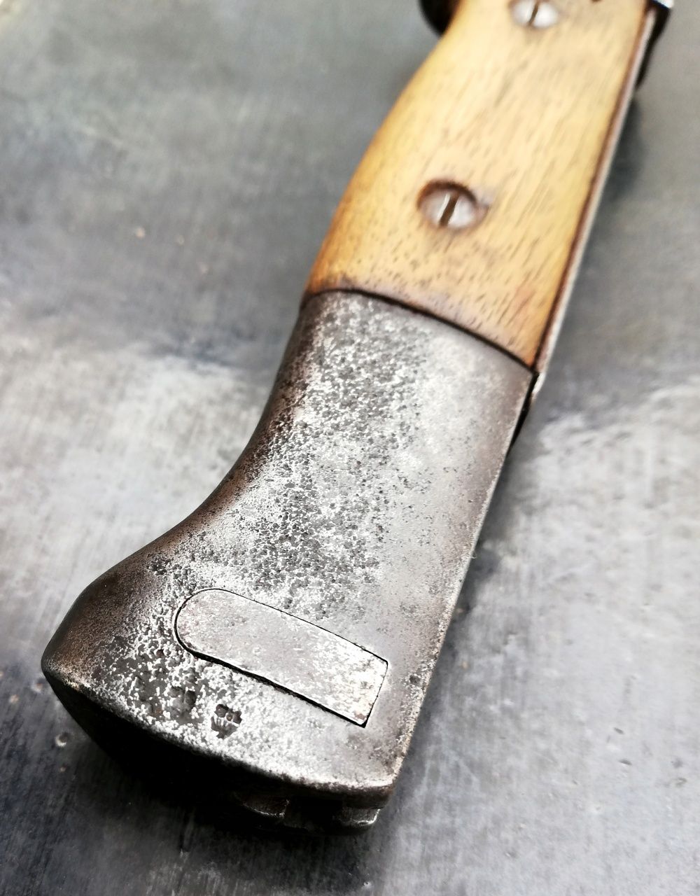 Niemiecki bagnet Mauser z pochwą, zgodny