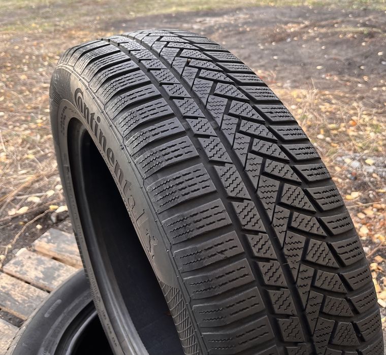 Зимові шини пара 215/65 r17 Continental