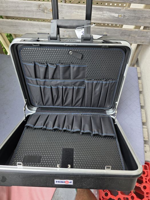 Walizka narzędziowa FORCH – solidna i funkcjonalna