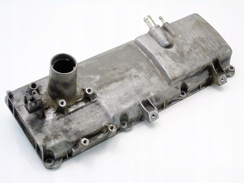 Pokrywa Zaworów 1.4 8V Megane Clio 2 Kangoo Scenic Logan 273692