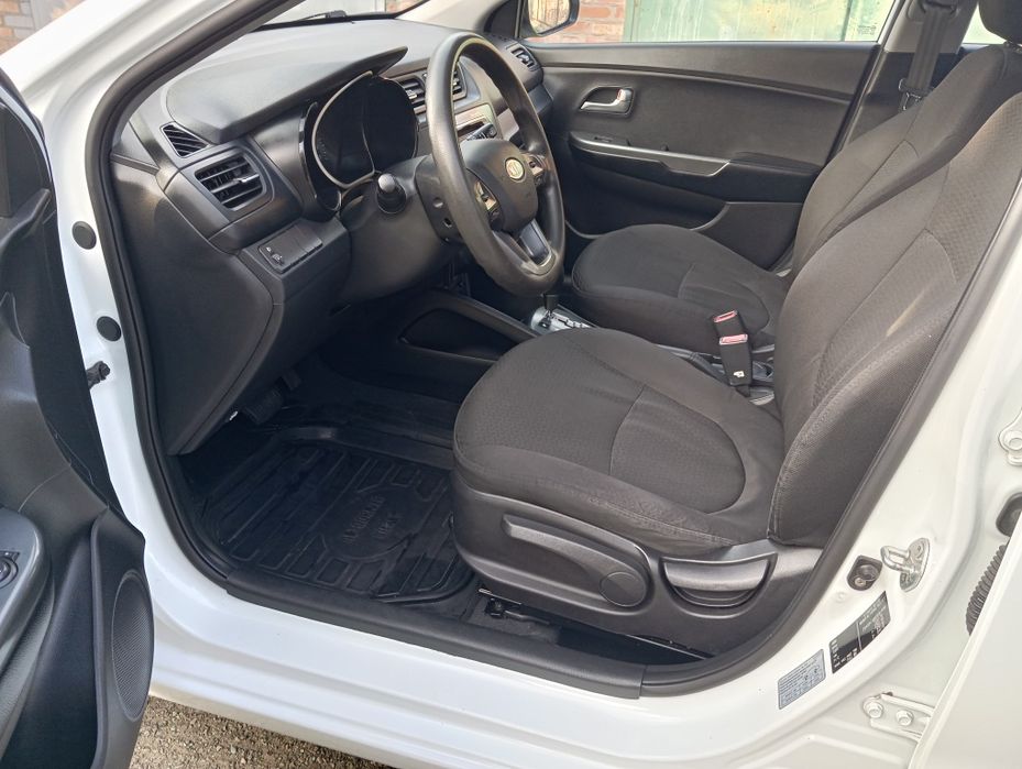 Киа Рио автомат 1.4